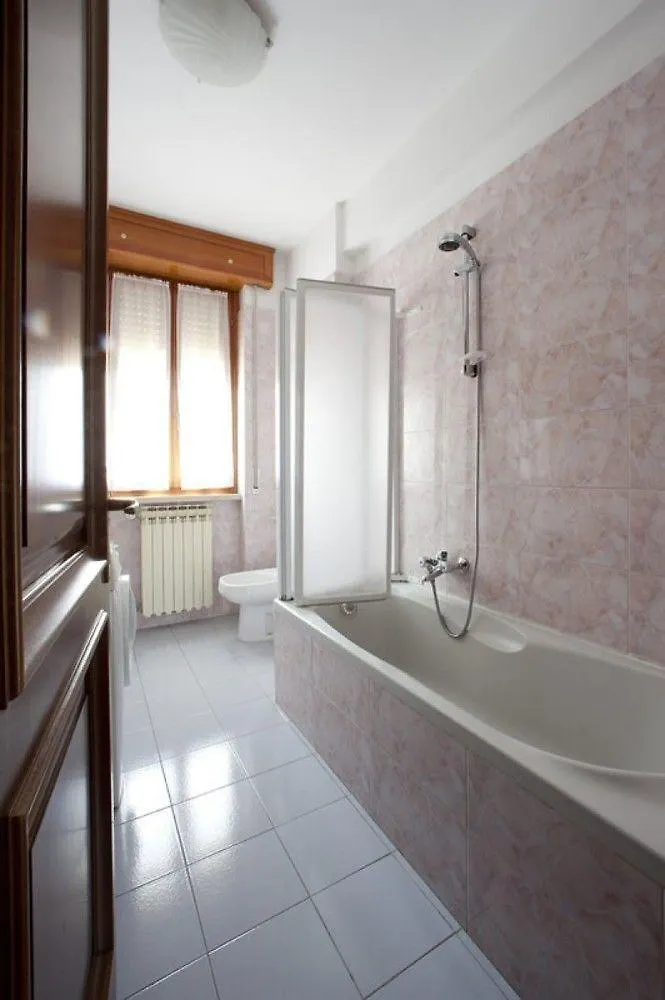 Residence Hotel Health House Desenzano del Garda 4*,  Italia