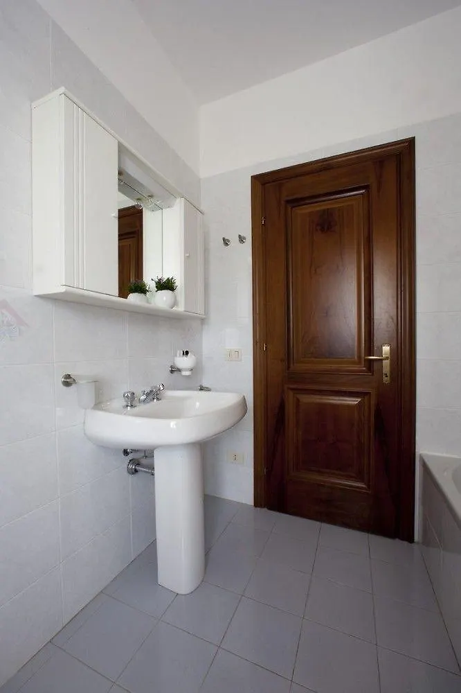 **** Aparthotel Residence Hotel Health House Desenzano del Garda Italia