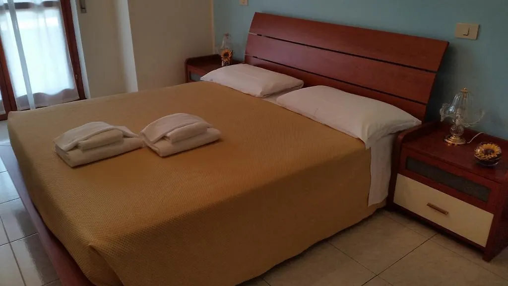 Residence Hotel Health House Desenzano del Garda 4*,  Italy