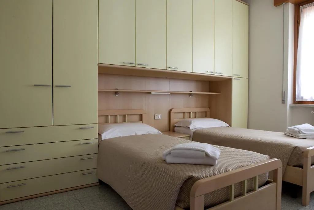 Residence Hotel Health House Desenzano del Garda 4*,  Italy